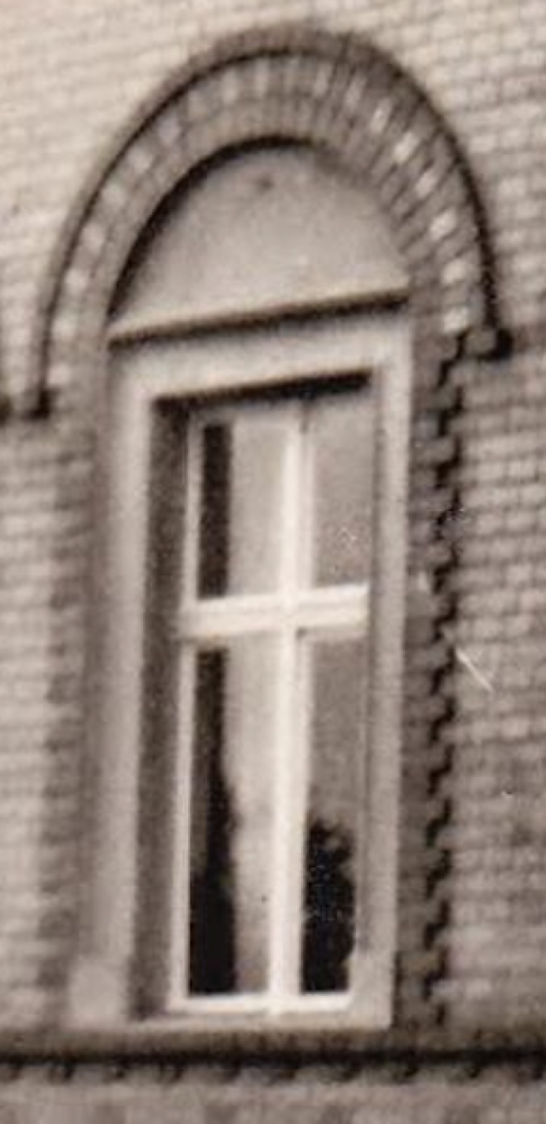 Großes historisches Fenster