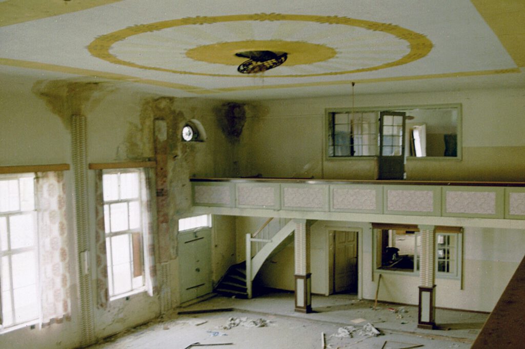 Historischer Stuhl aus dem Gasthaus